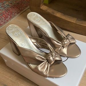 Dolce Vita Block heel knot mules bronzed 8